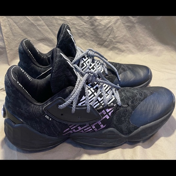 Harden 4 - Picture 2 of 6